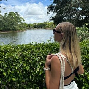 Meet your Posher, Casey